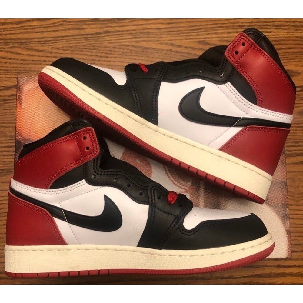 NIKE AIR JORDAN BLACK REIMAGINE TOE 5Y - Picture 2 of 5